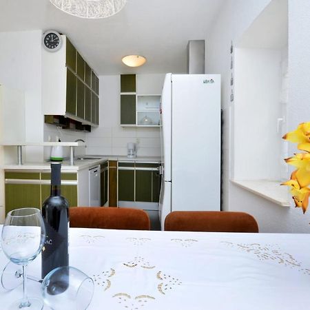 Appartamento Apartman Vanda Podstrana Esterno foto