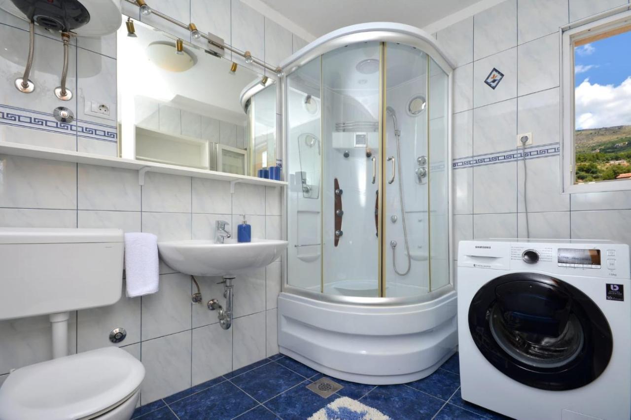 Appartamento Apartman Vanda Podstrana Esterno foto